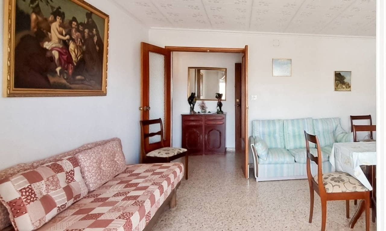 3 makuuhuone Kattohuoneisto myytävänä paikassa Torrevieja - 169 000 € (Ref: 9265319)