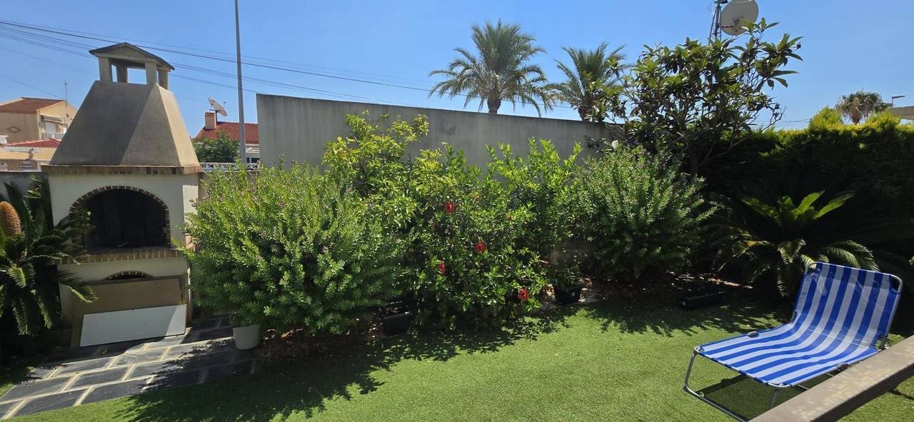 Casa de 2 habitaciones en Pilar de la Horadada en venta con piscina - 234.900 € (Ref: 9265320)