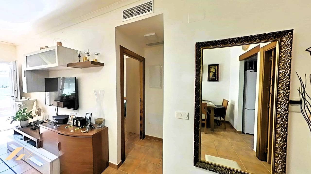 Casa de 2 habitaciones en Pilar de la Horadada en venta con piscina - 234.900 € (Ref: 9265320)