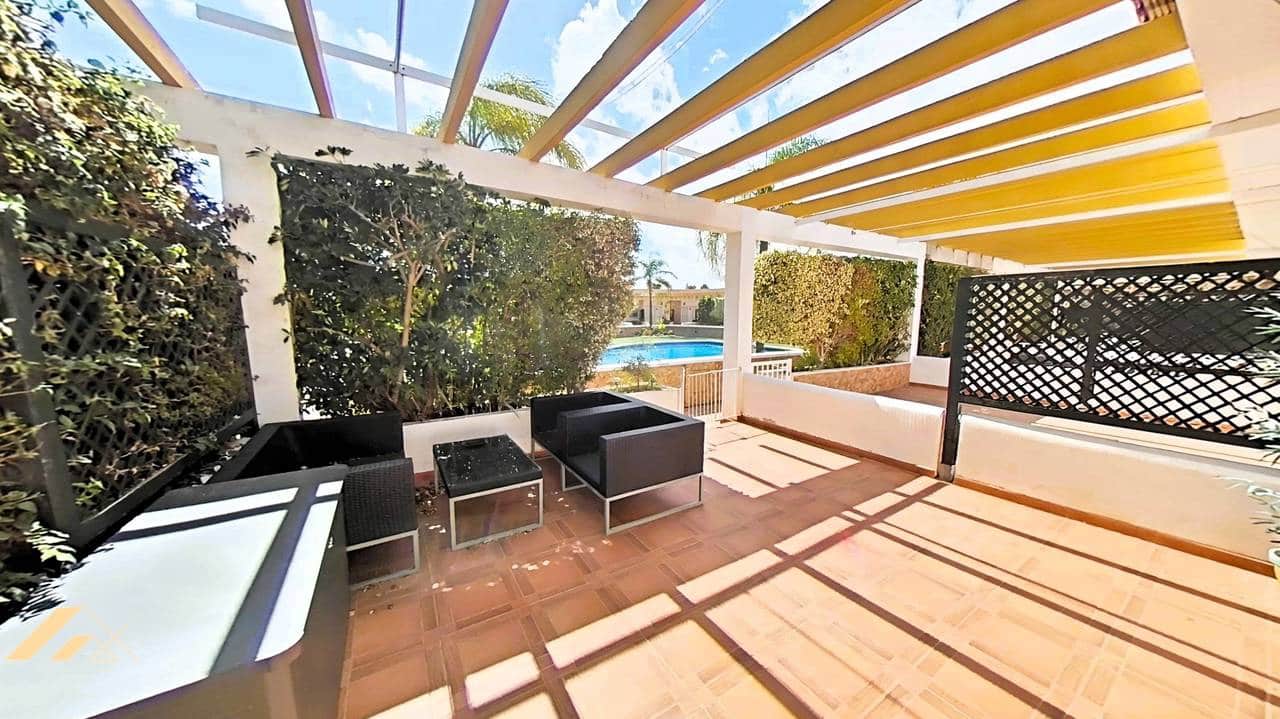 Casa de 2 habitaciones en Pilar de la Horadada en venta con piscina - 234.900 € (Ref: 9265320)