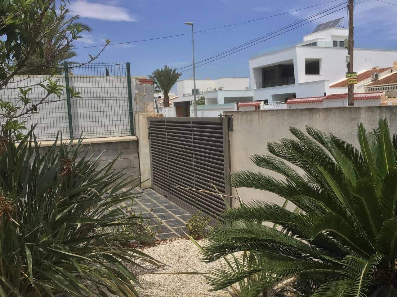 Casa de 2 habitaciones en Pilar de la Horadada en venta con piscina - 234.900 € (Ref: 9265320)
