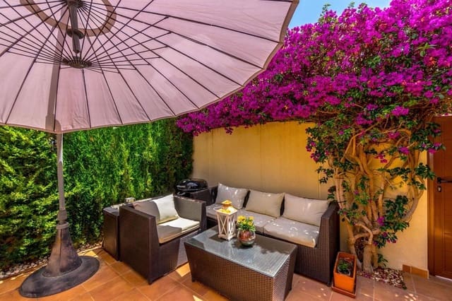 Casa de 3 habitaciones en El Molino, Torrevieja en venta con piscina - 319.000 € (Ref: 9265323)