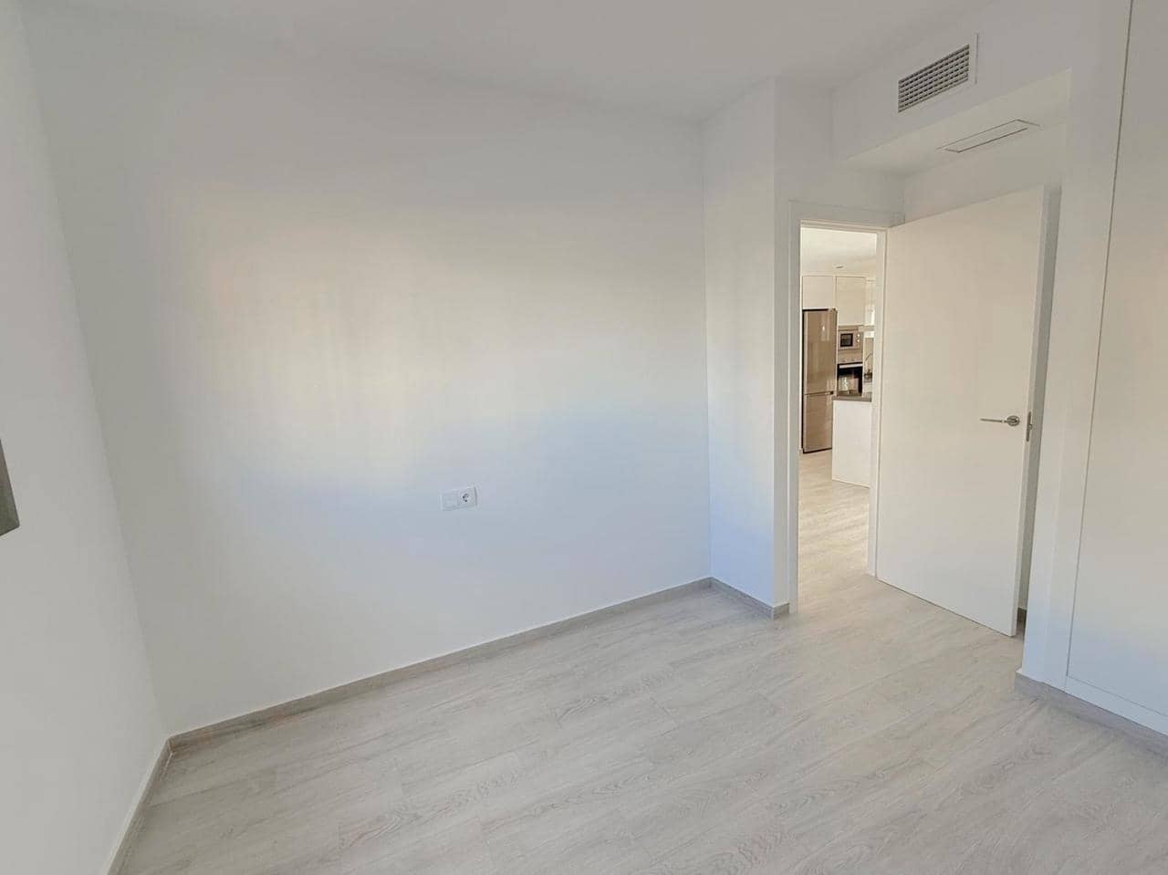 3 makuuhuone Huoneisto myytävänä paikassa Orihuela Costa mukana uima-altaan - 378 000 € (Ref: 9275933)