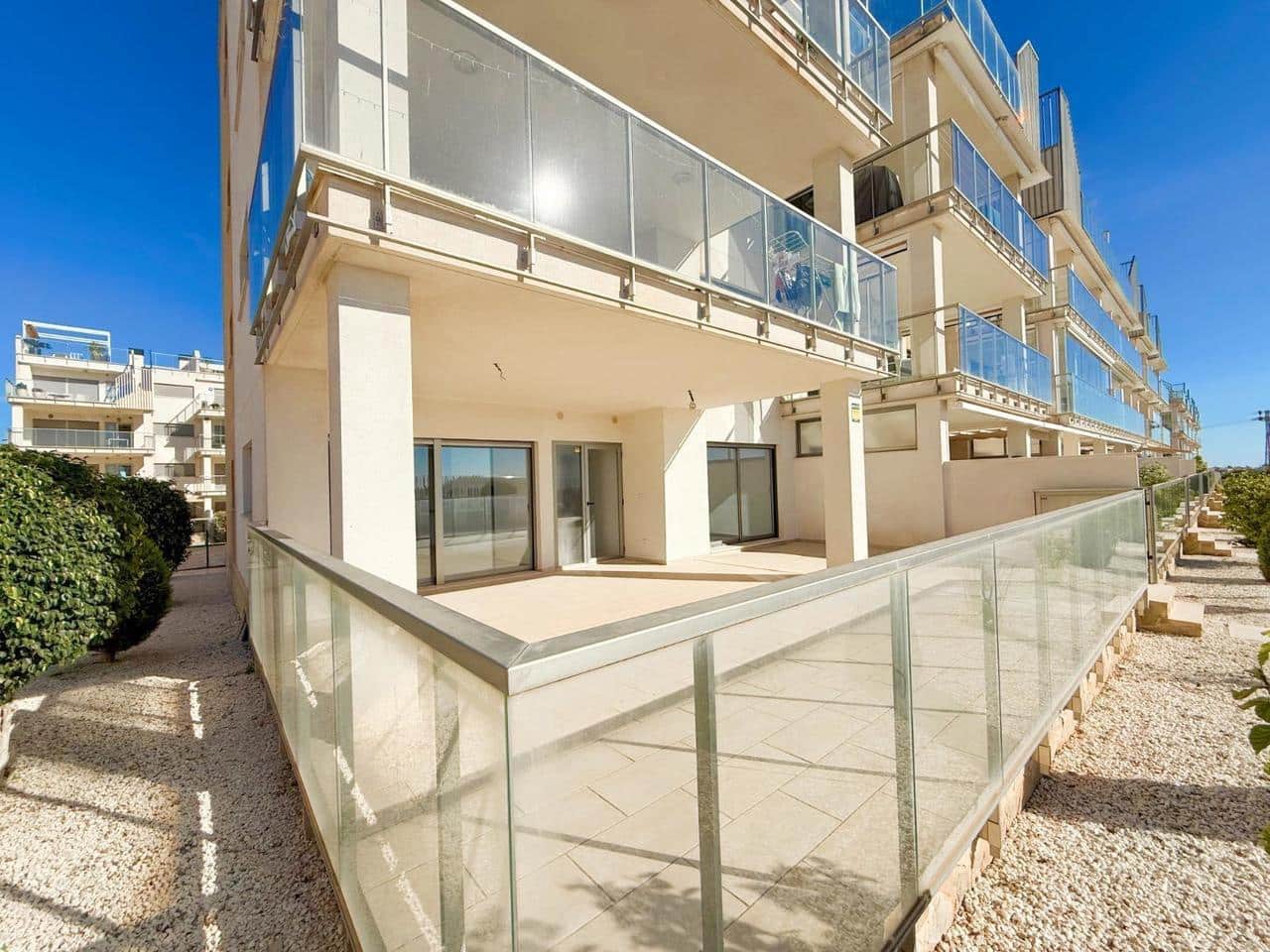 3 makuuhuone Huoneisto myytävänä paikassa Orihuela Costa mukana uima-altaan - 378 000 € (Ref: 9275933)