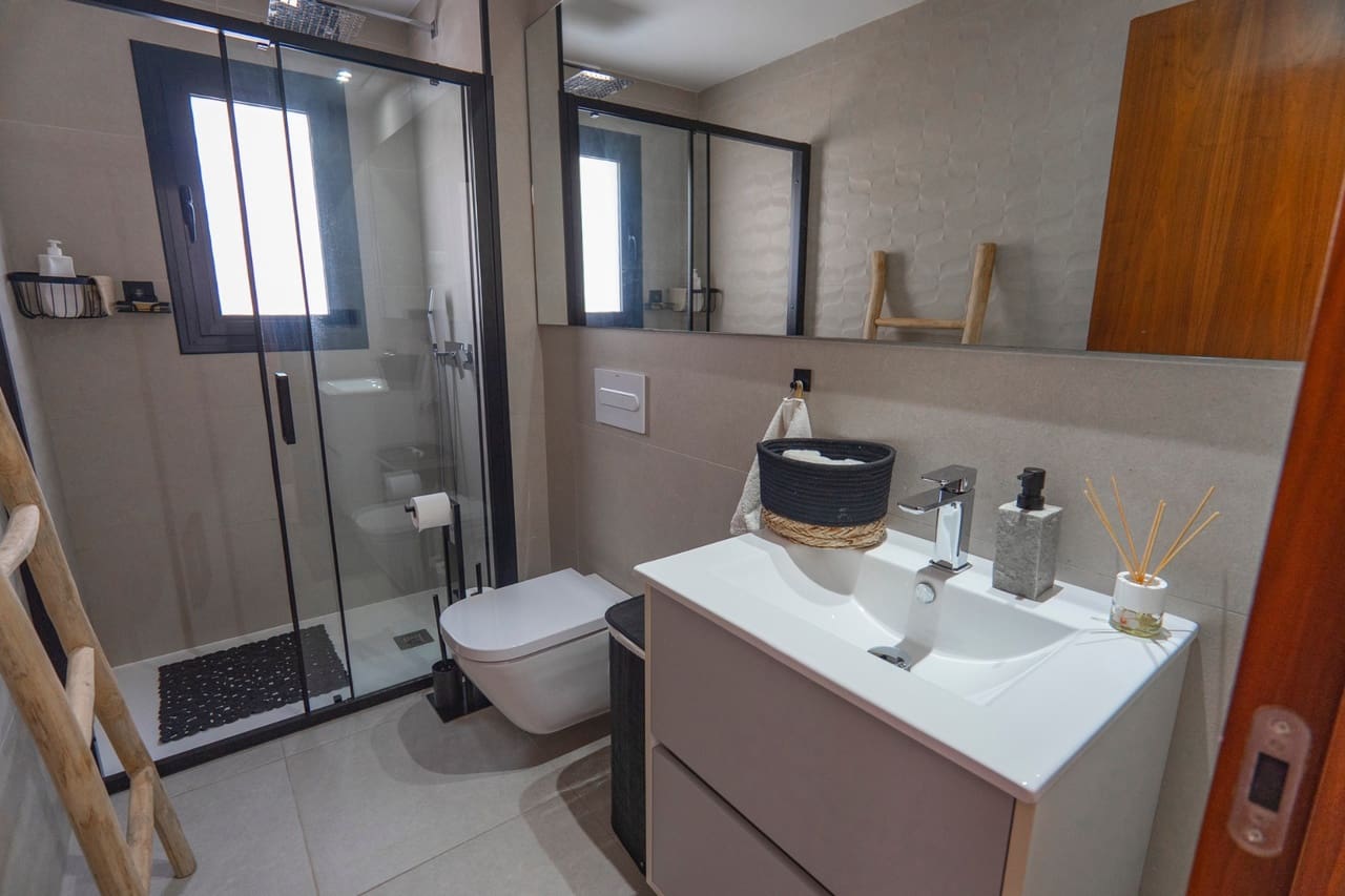 4 slaapkamer Villa te koop in Ciudad Quesada met zwembad - € 699.950 (Ref: 9284974)