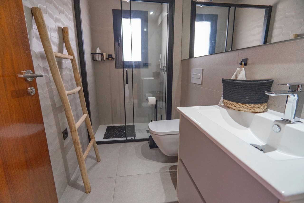 4 slaapkamer Villa te koop in Ciudad Quesada met zwembad - € 699.950 (Ref: 9284974)