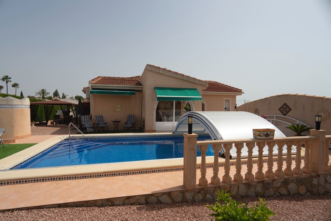 3 quarto Moradia para venda em Ciudad Quesada com piscina - 449 950 € (Ref: 9284975)