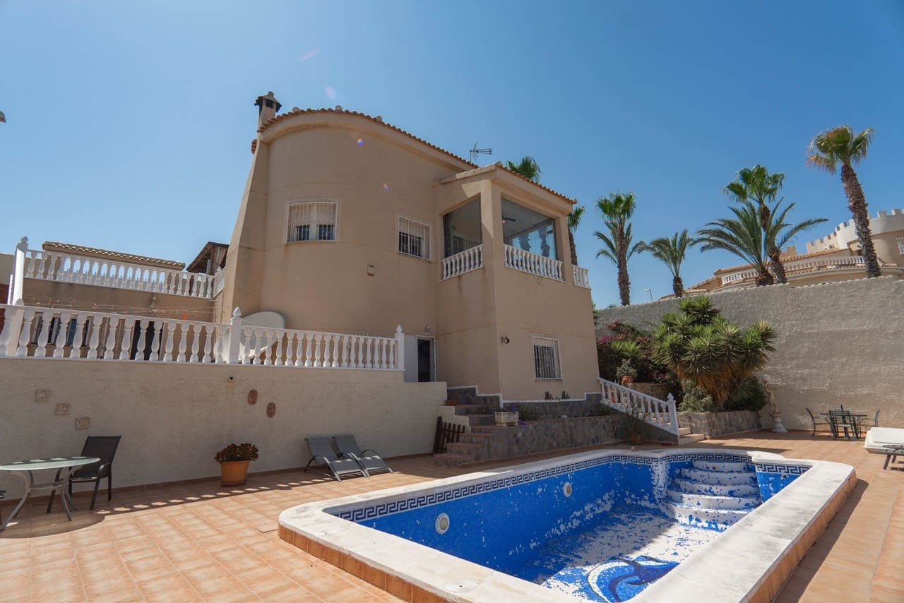 3 bedroom Villa for sale in Ciudad Quesada - € 299,950 (Ref: 9284976)