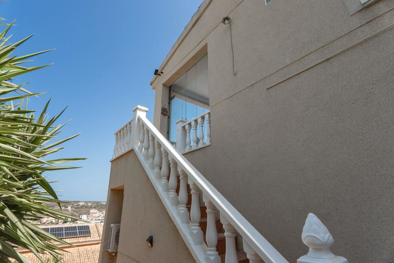 3 bedroom Villa for sale in Ciudad Quesada - € 299,950 (Ref: 9284976)