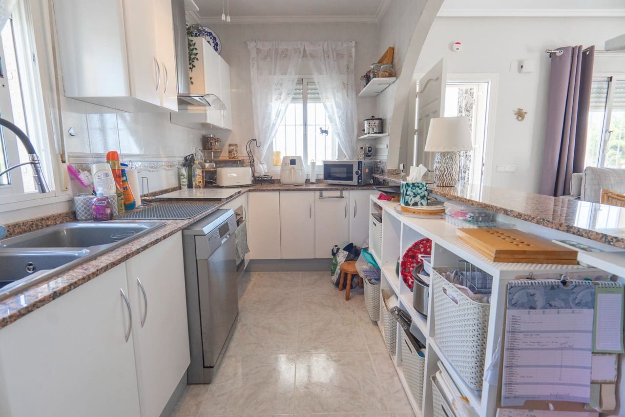 3 bedroom Villa for sale in Ciudad Quesada - € 299,950 (Ref: 9284976)