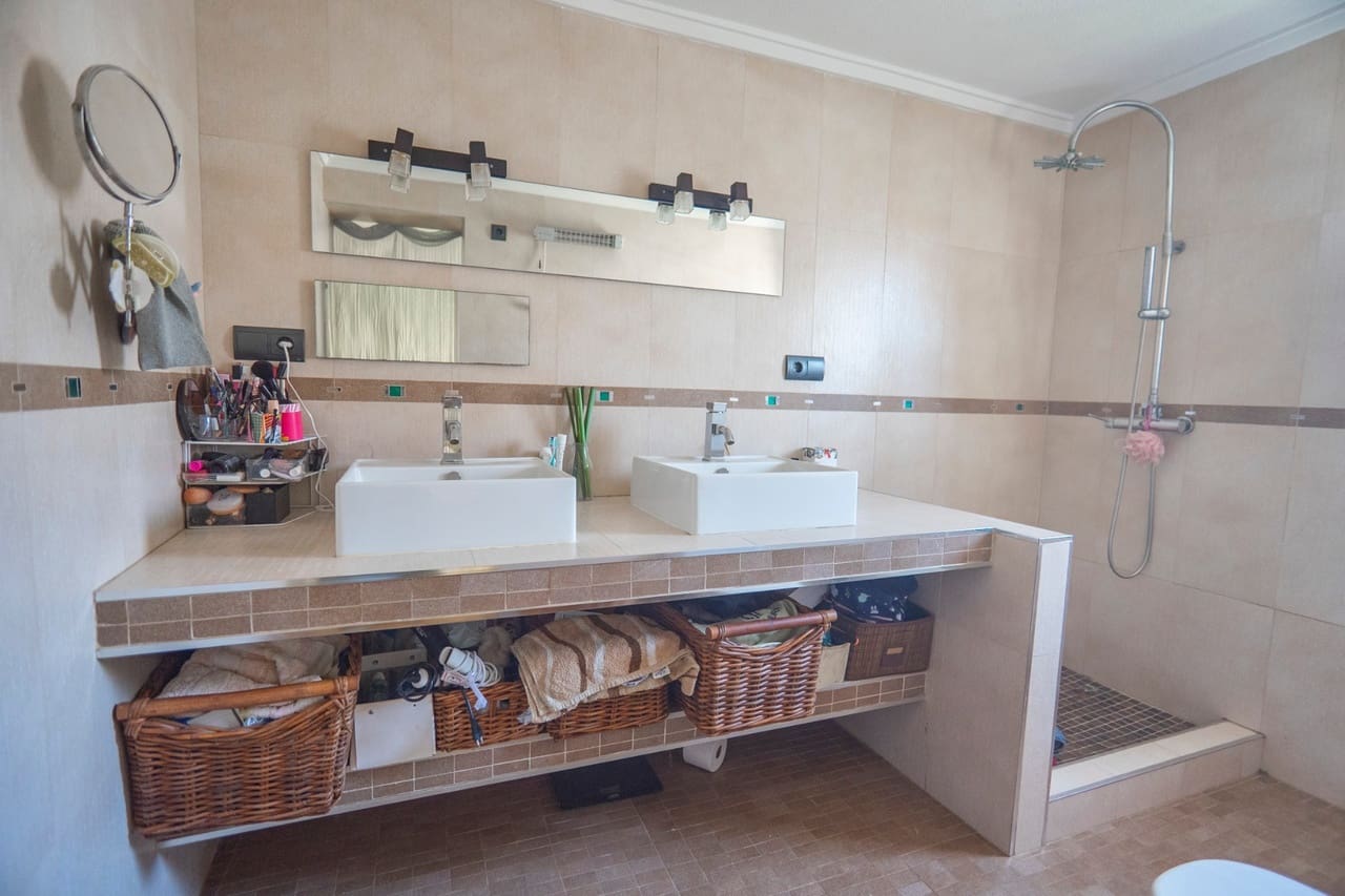 4 makuuhuone Huvila myytävänä paikassa Ciudad Quesada mukana uima-altaan - 415 000 € (Ref: 9284983)