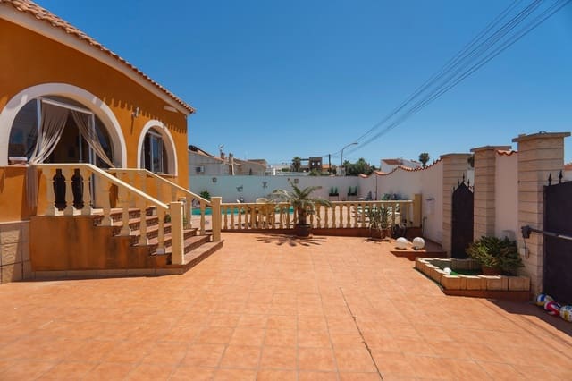 4 makuuhuone Huvila myytävänä paikassa Ciudad Quesada, Rojales mukana uima-altaan - 415 000 € (Ref: 9284983)