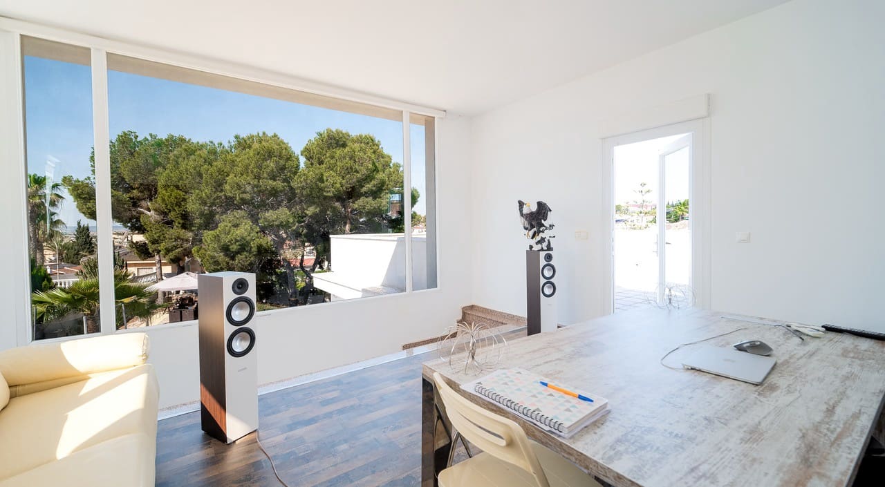 4 makuuhuone Huvila myytävänä paikassa Ciudad Quesada mukana uima-altaan - 549 950 € (Ref: 9284984)