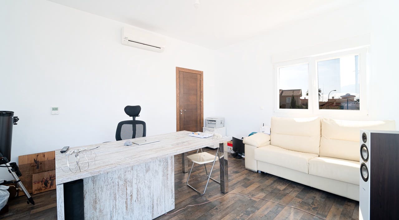 4 makuuhuone Huvila myytävänä paikassa Ciudad Quesada mukana uima-altaan - 549 950 € (Ref: 9284984)