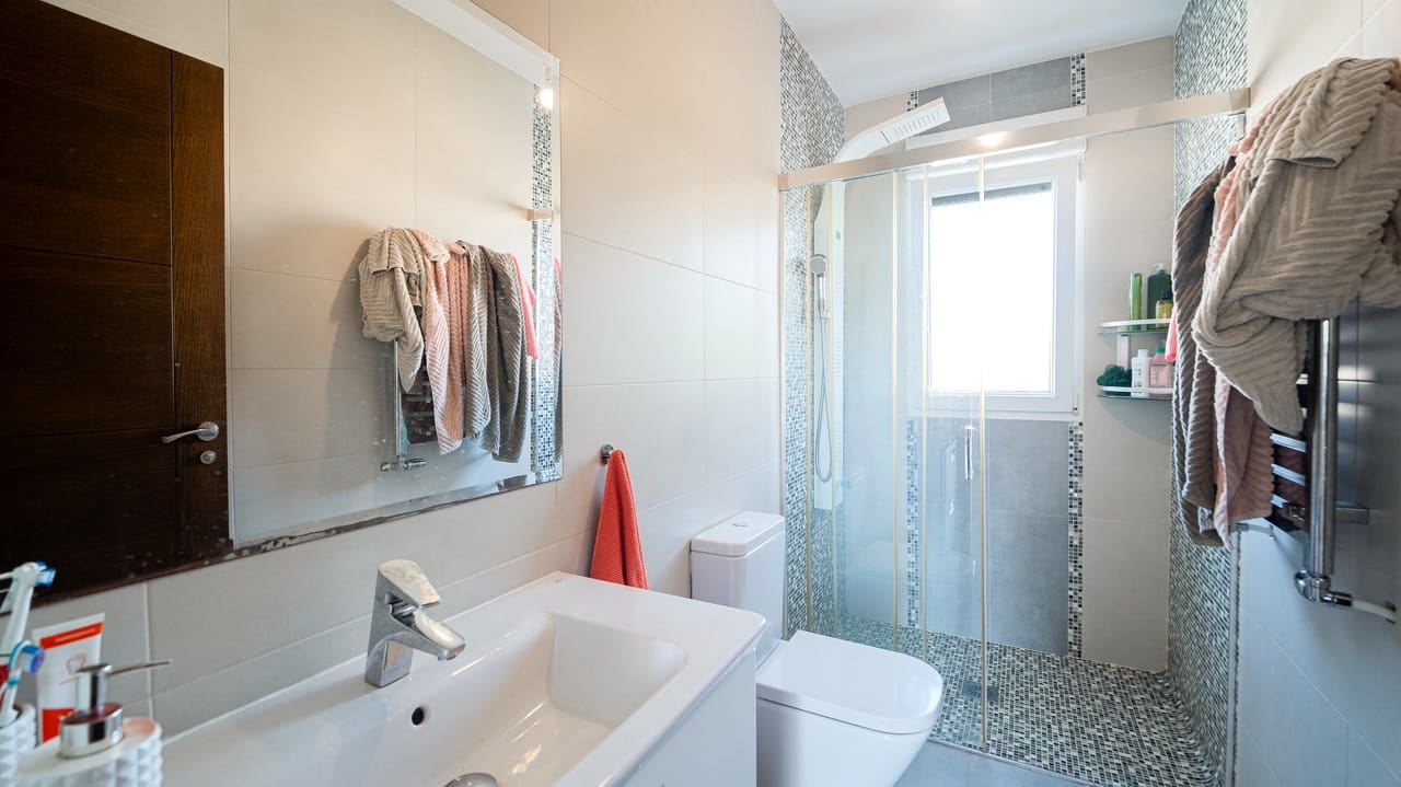 4 makuuhuone Huvila myytävänä paikassa Ciudad Quesada mukana uima-altaan - 549 950 € (Ref: 9284984)