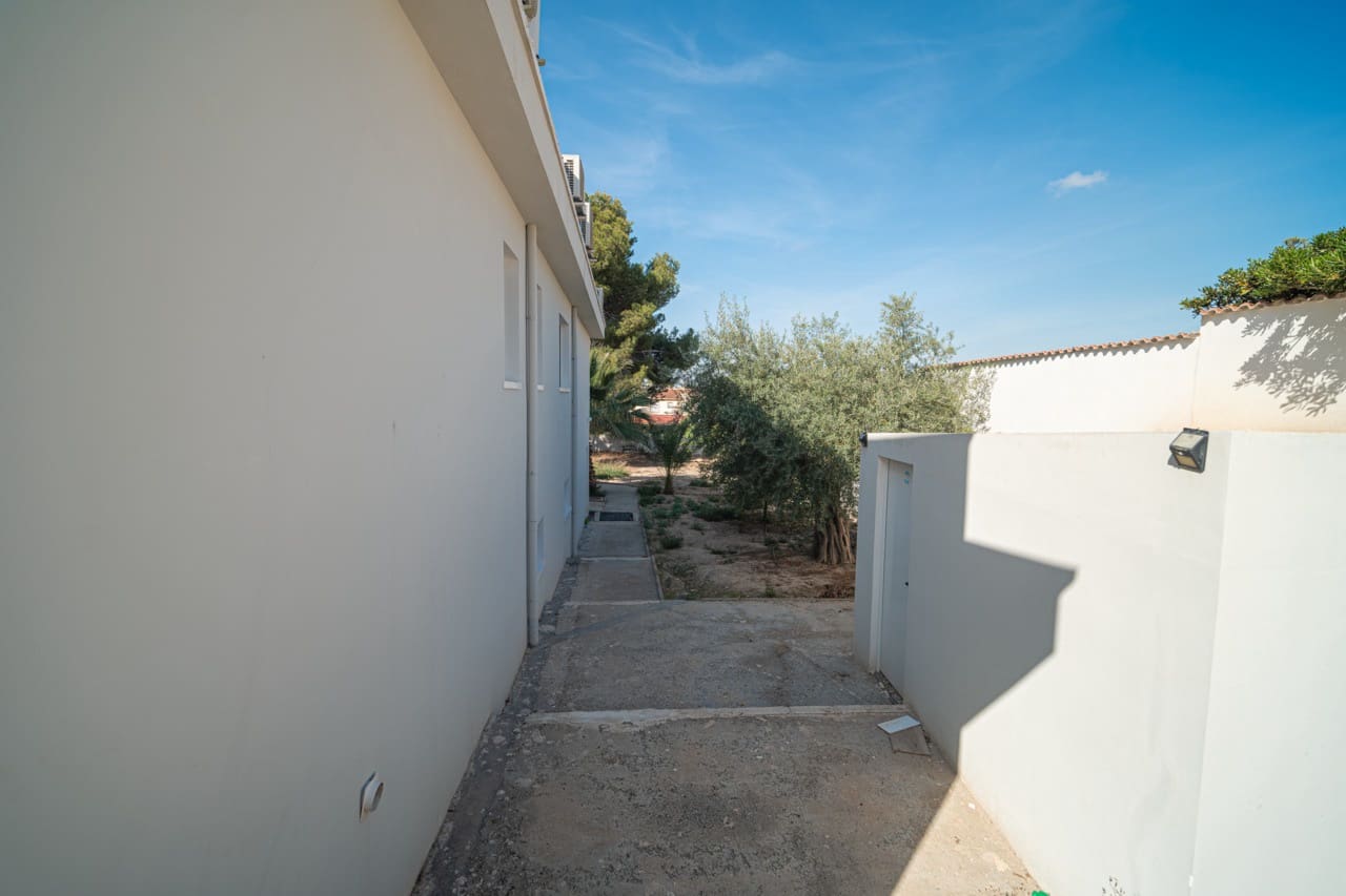 4 makuuhuone Huvila myytävänä paikassa Ciudad Quesada mukana uima-altaan - 549 950 € (Ref: 9284984)