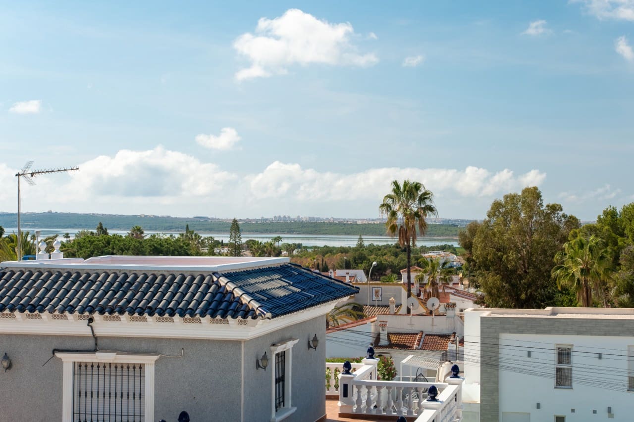 4 makuuhuone Huvila myytävänä paikassa Ciudad Quesada mukana uima-altaan - 549 950 € (Ref: 9284984)