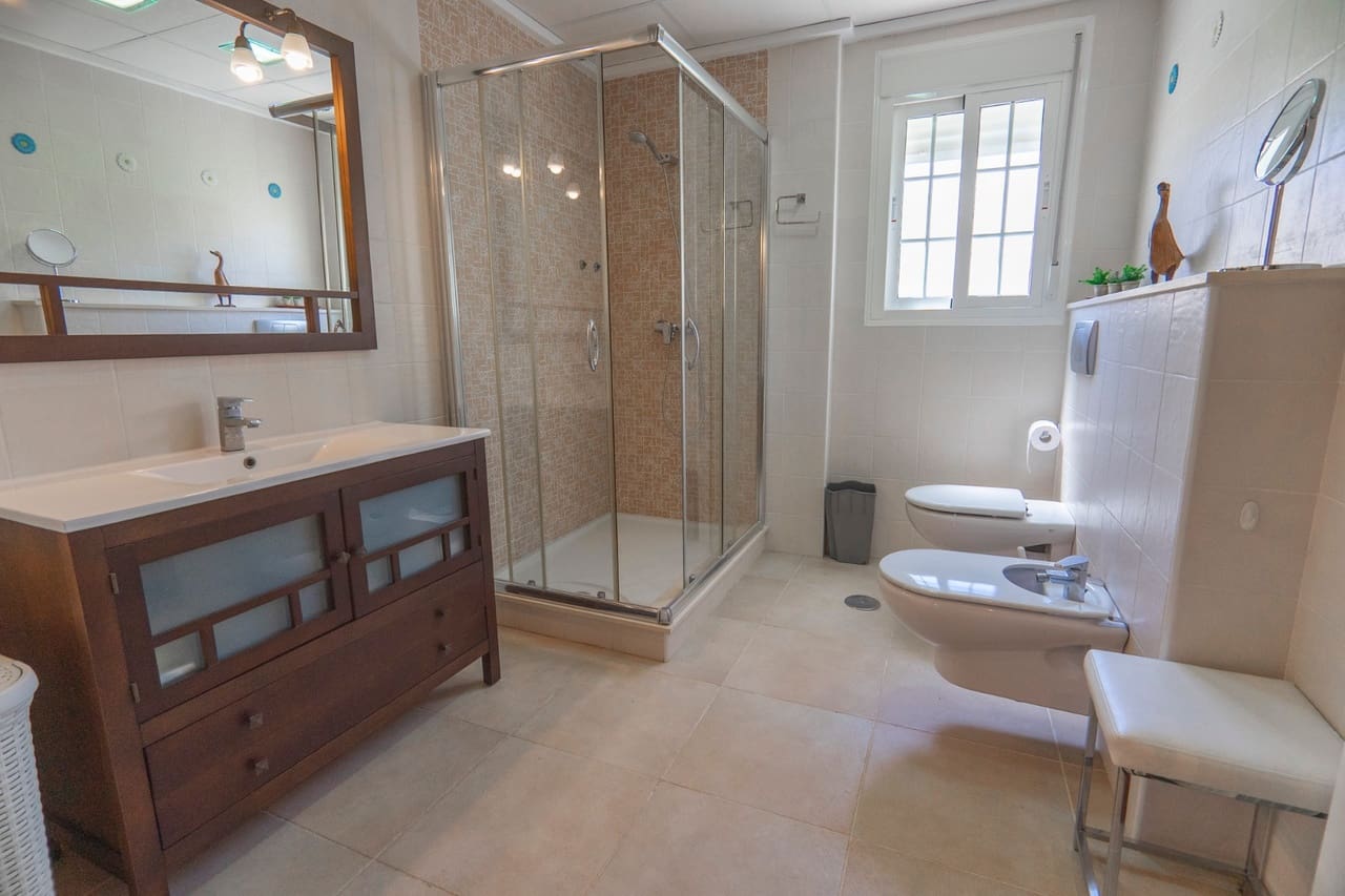 Chalet de 3 habitaciones en Ciudad Quesada en venta con piscina - 749.000 € (Ref: 9284986)