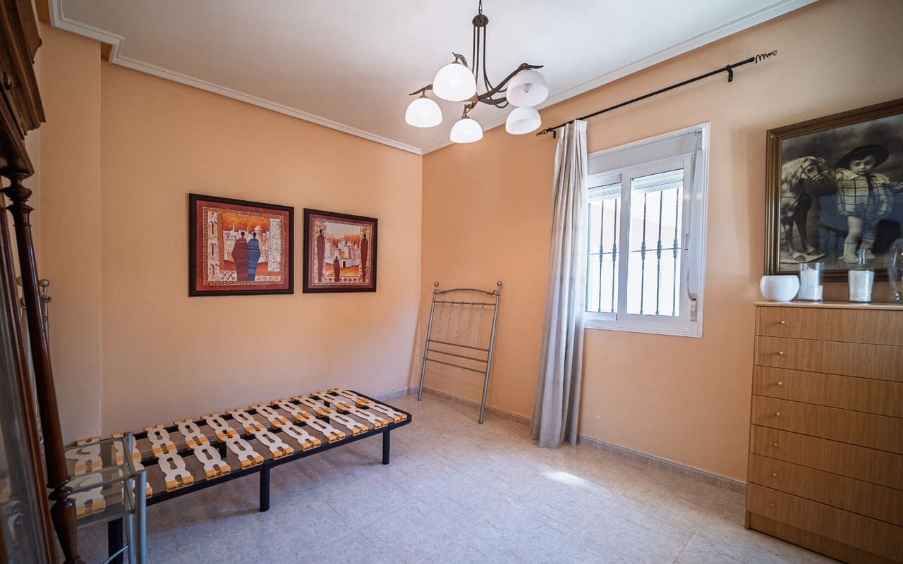 Chalet de 4 habitaciones en Ciudad Quesada en venta con piscina - 1.099.000 € (Ref: 9284987)