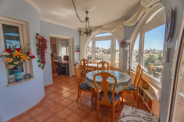 2 bedroom Villa for sale in Ciudad Quesada, Rojales with pool - € 430,000 (Ref: 9284992)