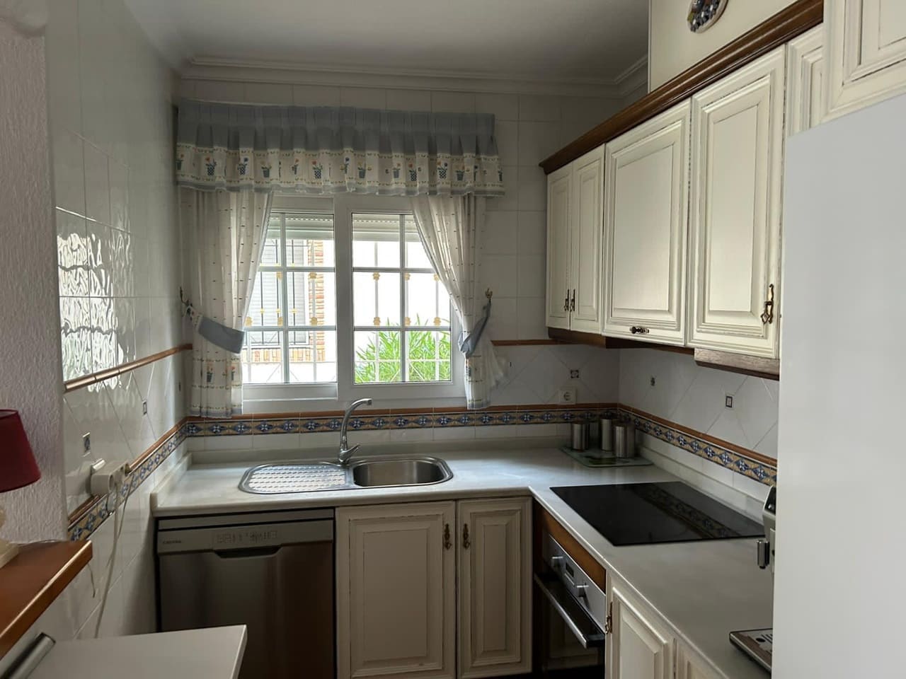 3 bedroom Villa for sale in Villamartin with pool - € 369,000 (Ref: 9284994)