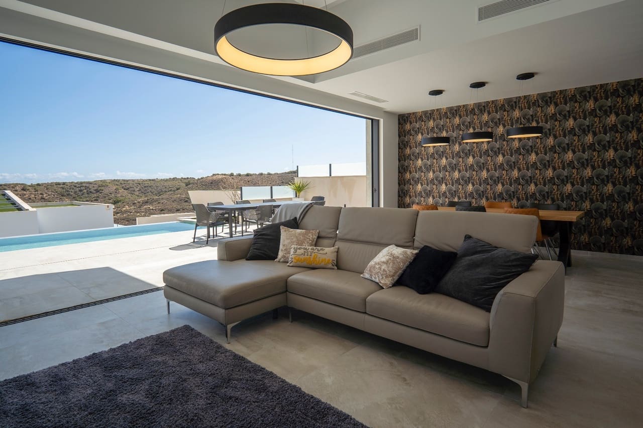 Chalet de 5 habitaciones en Ciudad Quesada en venta con piscina - 795.000 € (Ref: 9285005)