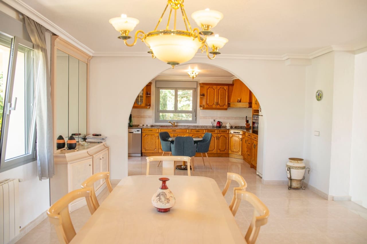 4 chambre Villa/Maison à vendre à Ciudad Quesada avec piscine - 840 000 € (Ref: 9285007)