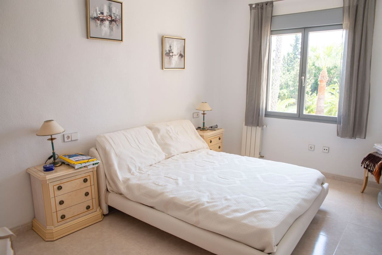 4 chambre Villa/Maison à vendre à Ciudad Quesada avec piscine - 840 000 € (Ref: 9285007)