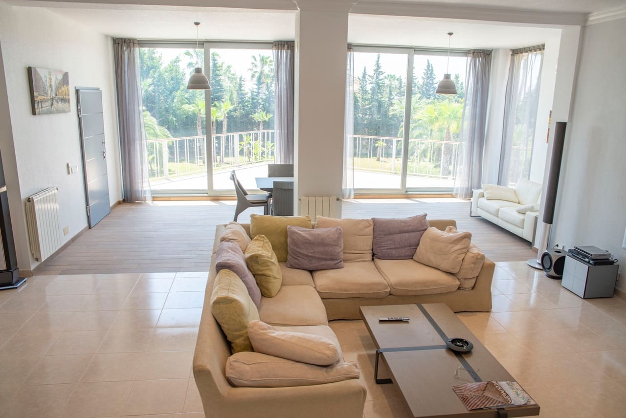 4 chambre Villa/Maison à vendre à Ciudad Quesada avec piscine - 840 000 € (Ref: 9285007)