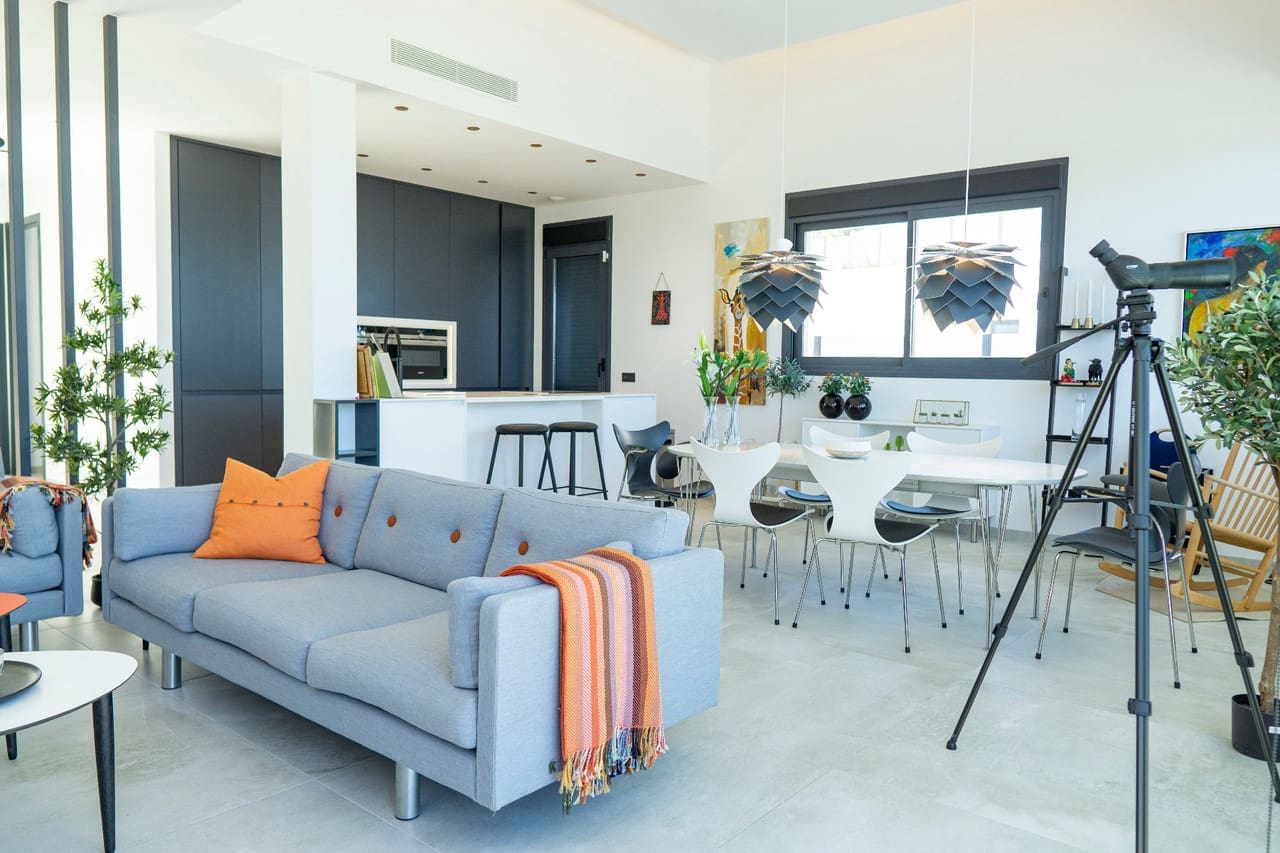 4 slaapkamer Villa te koop in Ciudad Quesada met zwembad - € 499.000 (Ref: 9285008)