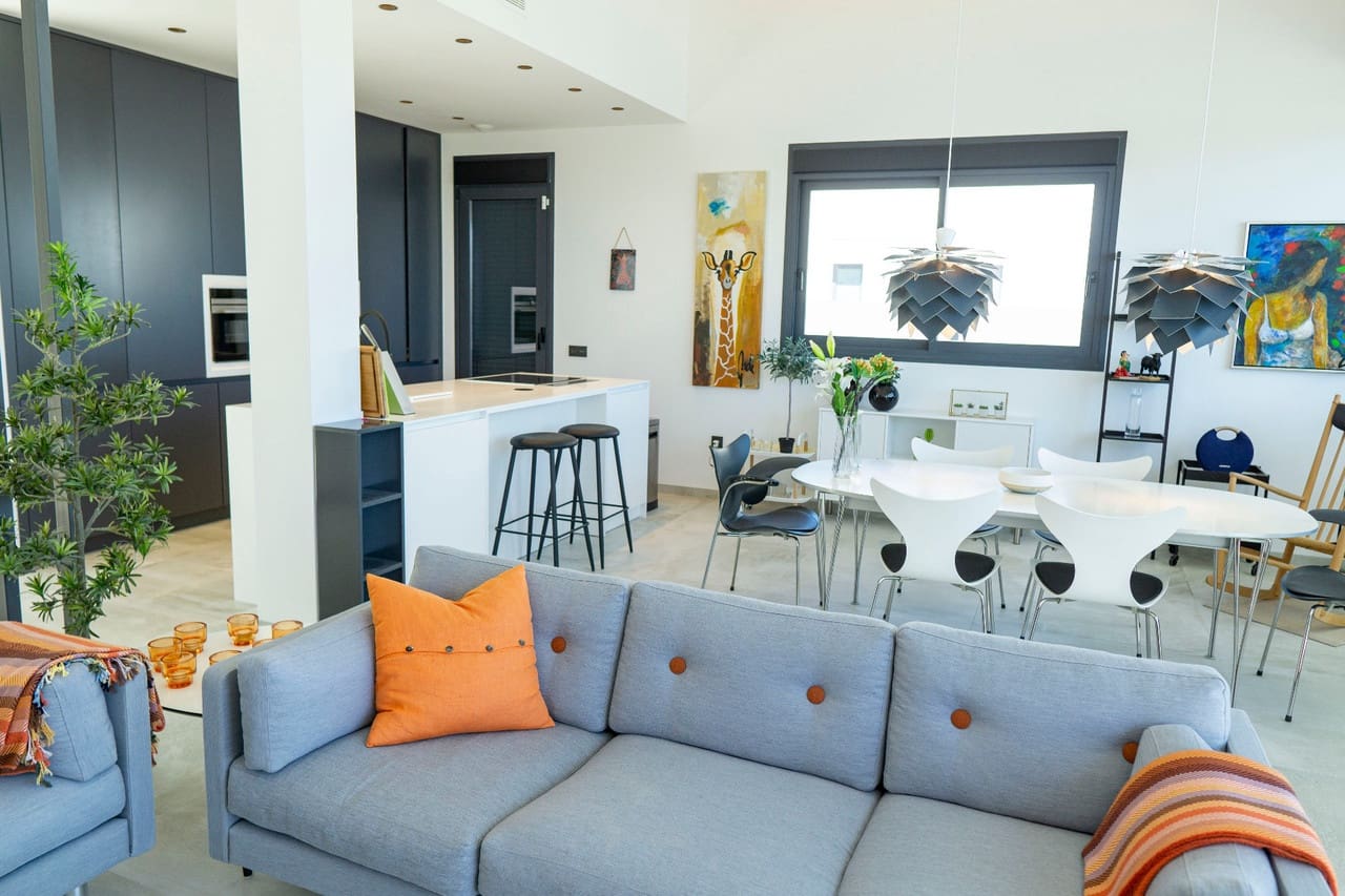 4 slaapkamer Villa te koop in Ciudad Quesada met zwembad - € 499.000 (Ref: 9285008)