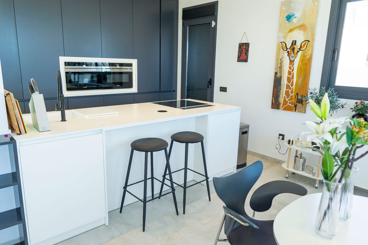 4 slaapkamer Villa te koop in Ciudad Quesada met zwembad - € 499.000 (Ref: 9285008)