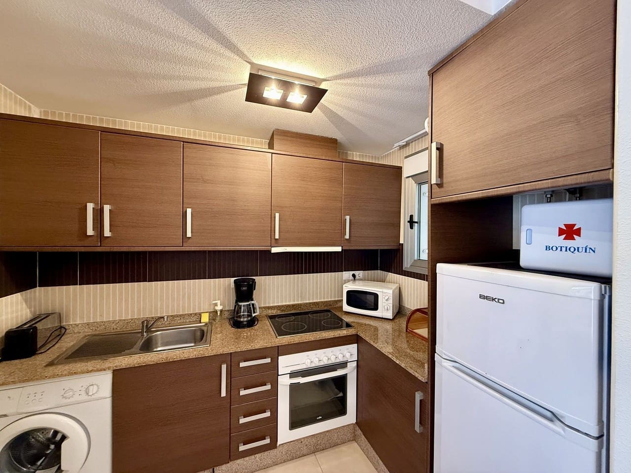 2 bedroom Apartment for sale in Torrevieja - € 169,000 (Ref: 9285013)