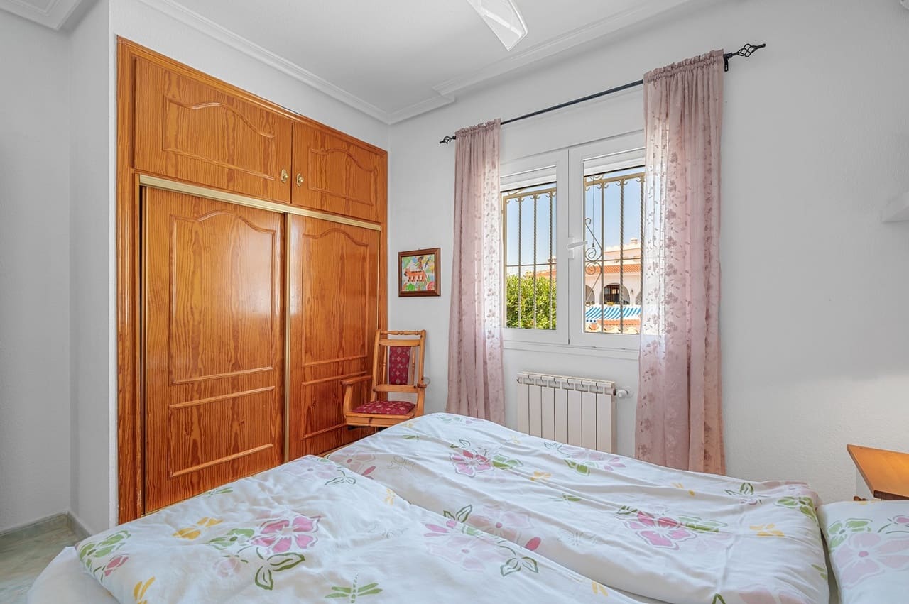 3 soverom Villa til salgs i Ciudad Quesada med svømmebasseng - € 460 000 (Ref: 9294530)