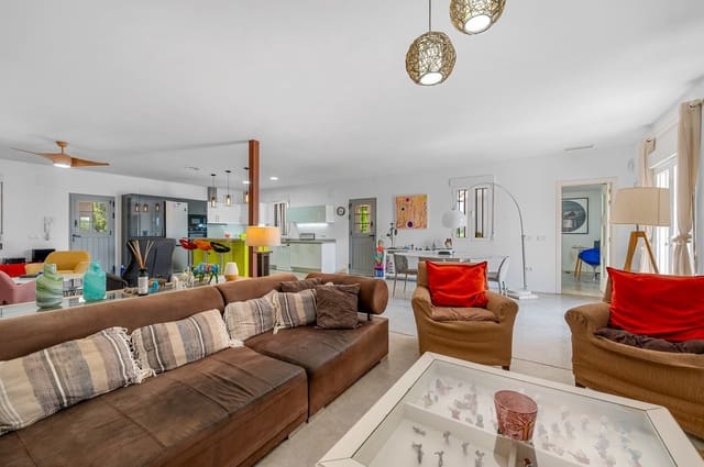 5 soverom Finca/Herregård til salgs i Elche / Elx med svømmebasseng - € 610 000 (Ref: 9300722)