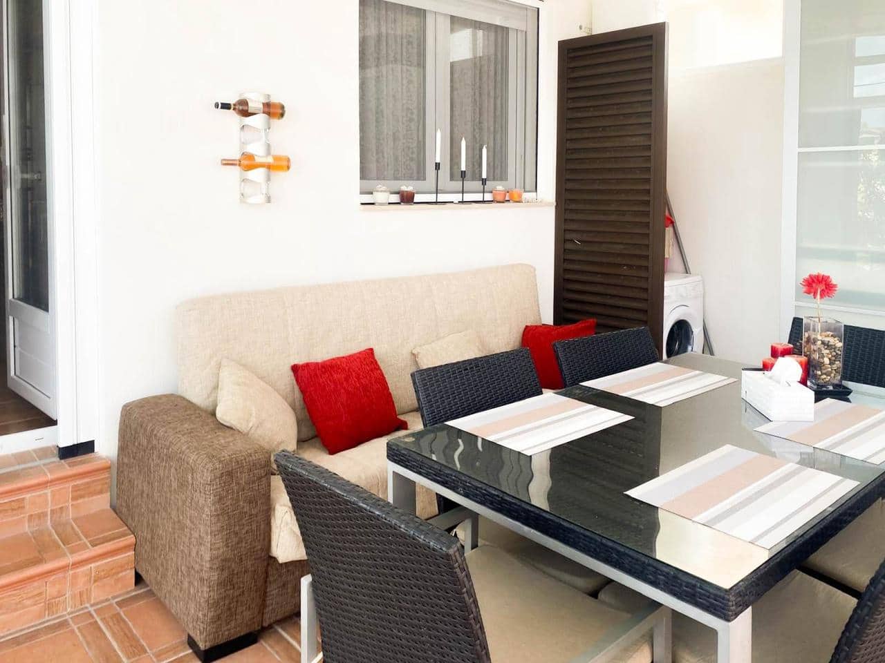 Casa de 2 habitaciones en Pilar de la Horadada en venta con piscina - 229.900 € (Ref: 9300724)