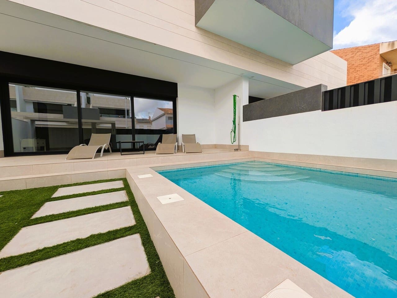 3 bedroom Bungalow for sale in Pilar de la Horadada - € 350,000 (Ref: 9300732)