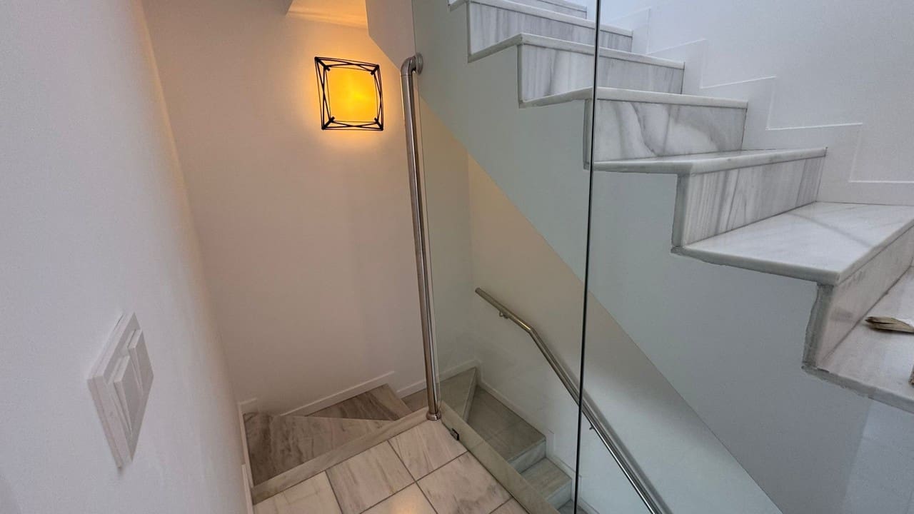 2 bedroom Villa for sale in Torrevieja - € 240,000 (Ref: 9300733)