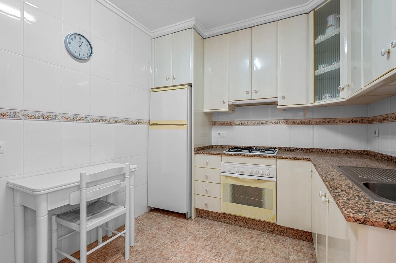 3 soveværelse Lejlighed til salg i Torrevieja med garage - € 475.000 (Ref: 9305084)