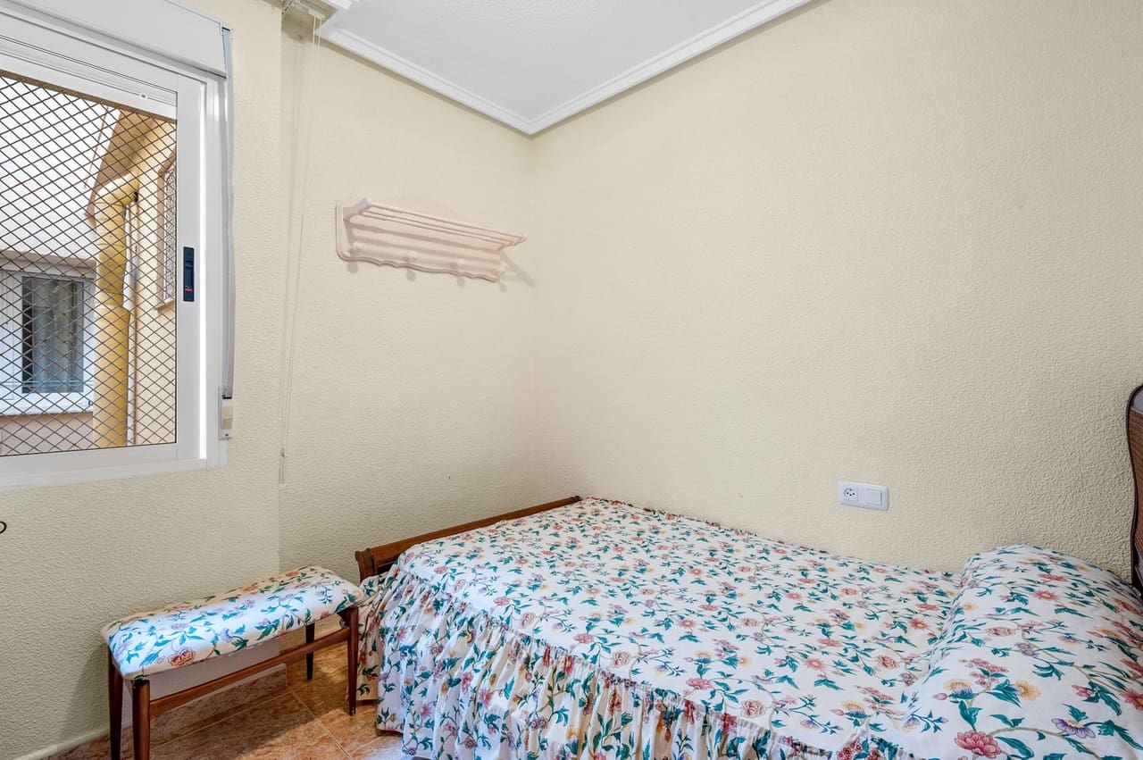 3 soveværelse Lejlighed til salg i Torrevieja med garage - € 475.000 (Ref: 9305084)