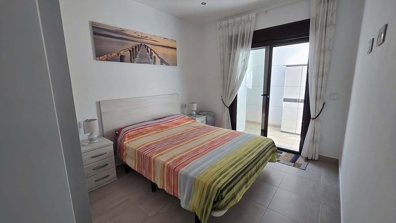 2 Zimmer Apartment zu verkaufen in Pilar de la Horadada - 295.000 € (Ref: 9305086)
