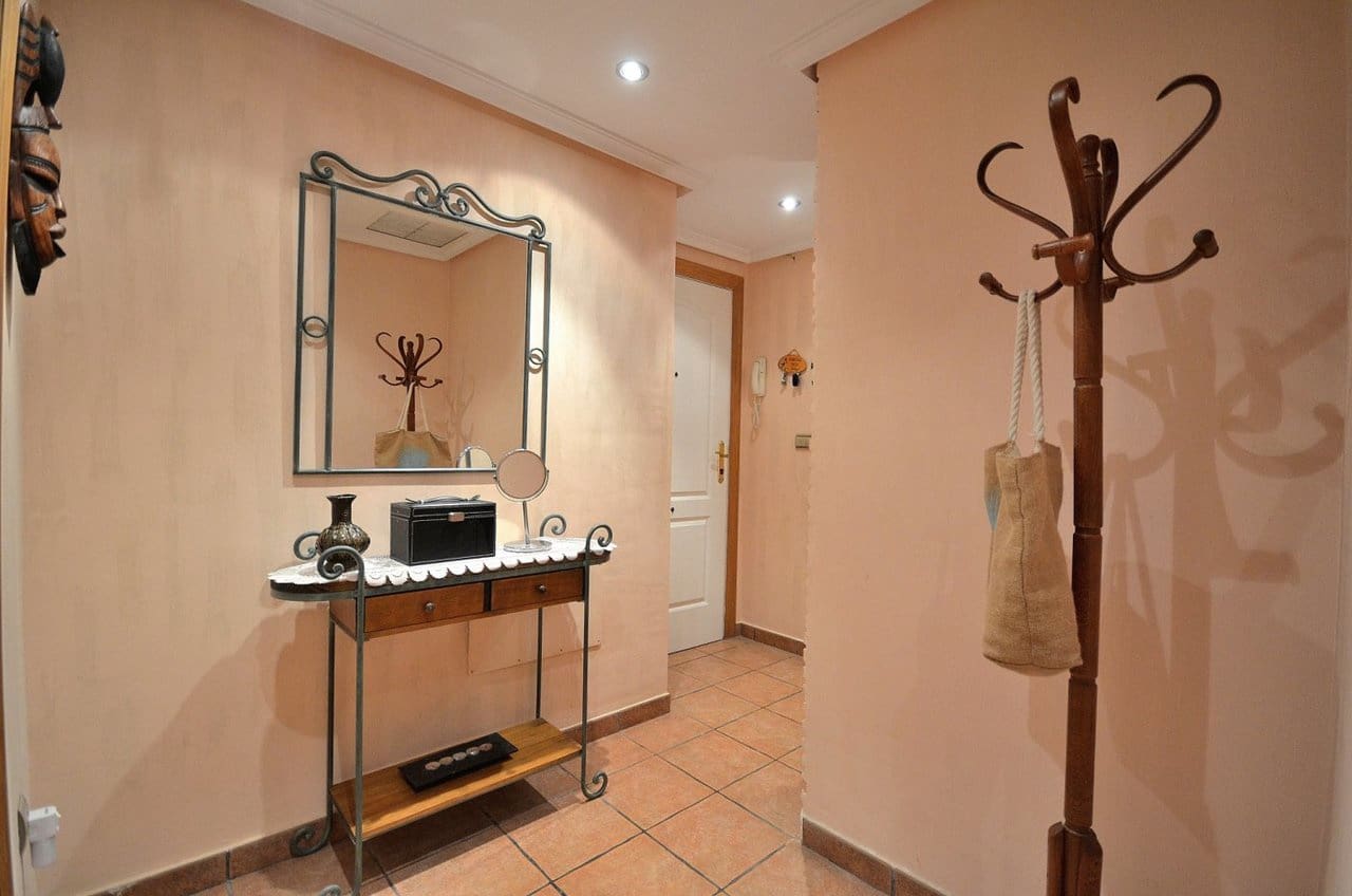 Ático de 3 habitaciones en Torrevieja en venta - 220.000 € (Ref: 9306328)