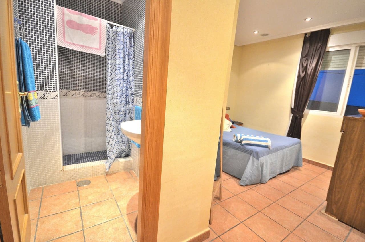 Ático de 3 habitaciones en Torrevieja en venta - 220.000 € (Ref: 9306328)