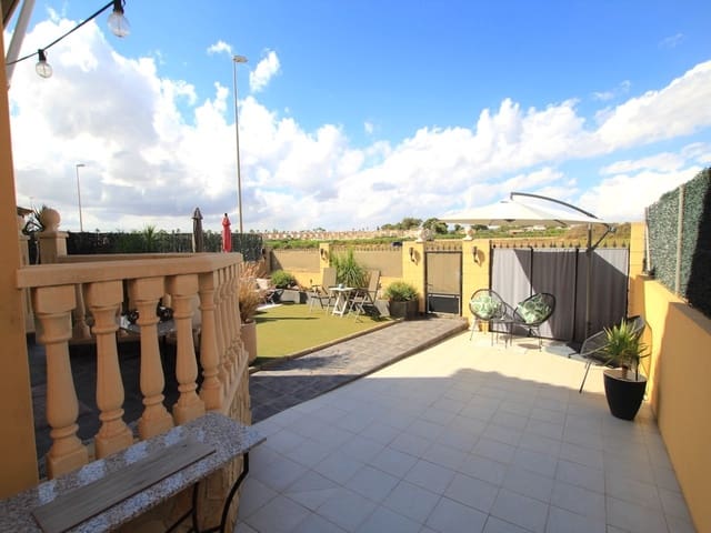 3 sovrum Villa till salu i Guardamar Playa, Guardamar del Segura - 325 000 € (Ref: 9312476)