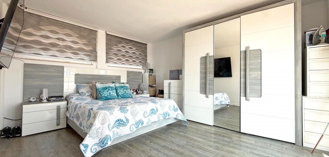 2 bedroom Villa for sale in Orihuela Costa - € 449,900 (Ref: 9317366)