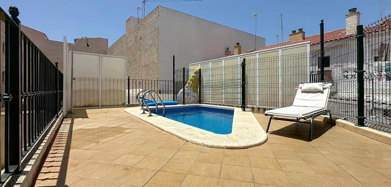 2 soveværelse Lejlighed til salg i San Pedro del Pinatar med swimmingpool garage - € 257.000 (Ref: 9317367)