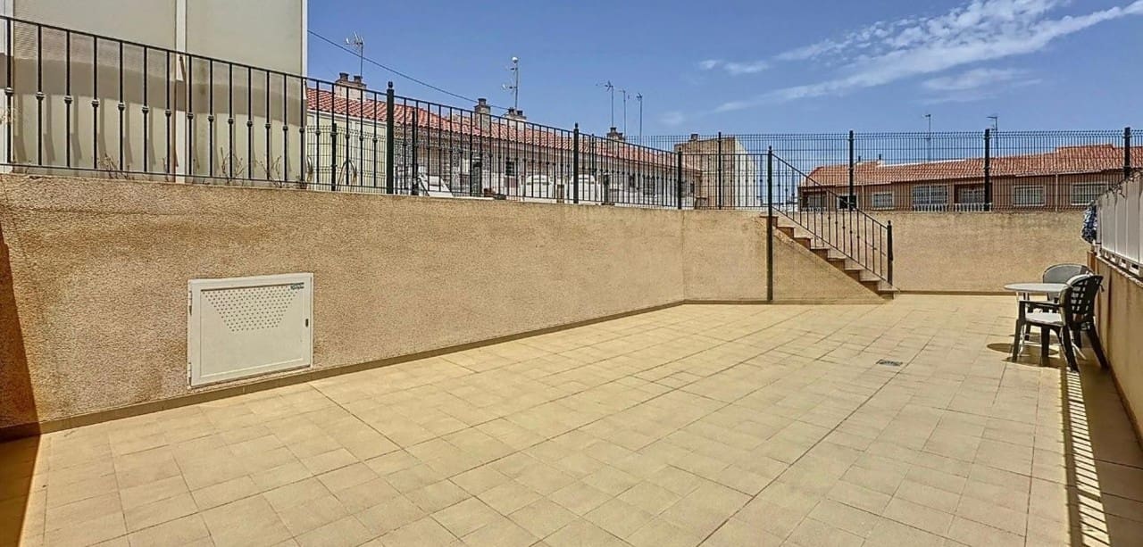2 soveværelse Lejlighed til salg i San Pedro del Pinatar med swimmingpool garage - € 257.000 (Ref: 9317367)