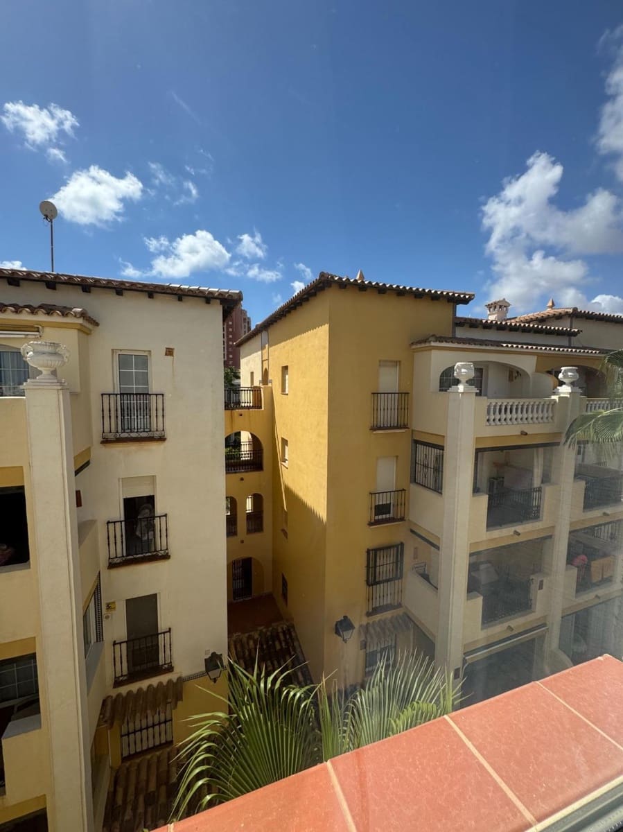3 slaapkamer Penthouse te koop in Torrevieja - € 299.000 (Ref: 9317374)