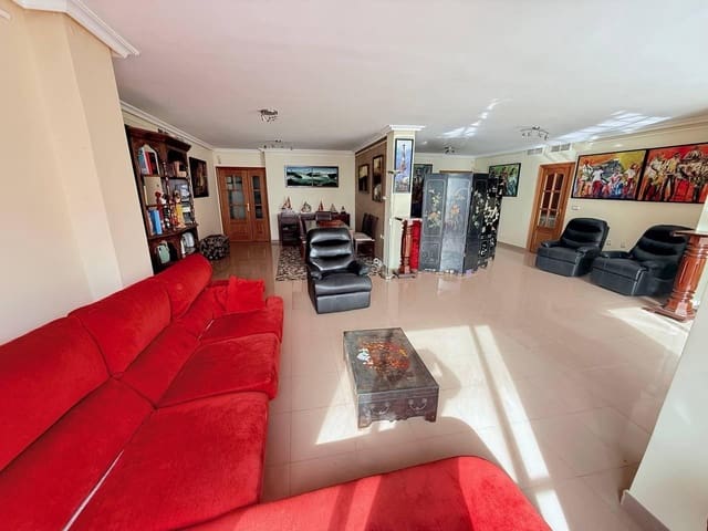 4 chambre Appartement à vendre à Dehesa de Campoamor, Orihuela avec piscine - 299 900 € (Ref: 9317380)