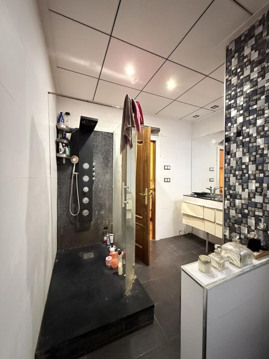 4 chambre Maison de Ville à vendre à Torrevieja - 365 000 € (Ref: 9317381)